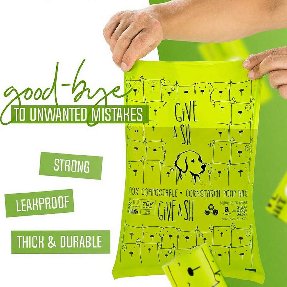 Spread out the green biodegradable pet waste bag with both hands. The green environmental protection icon printed on the bag highlights its convenience and ecological attributes.